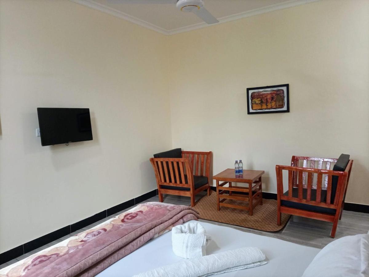Chibuba Airport Accommodation 다르에스살람 외부 사진