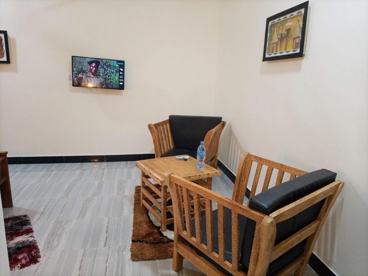 Chibuba Airport Accommodation 다르에스살람 외부 사진